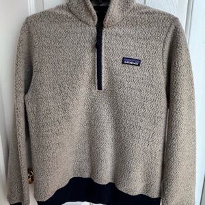 Patagonia Beige Sherpa 1/4 Zip with Navy Trim